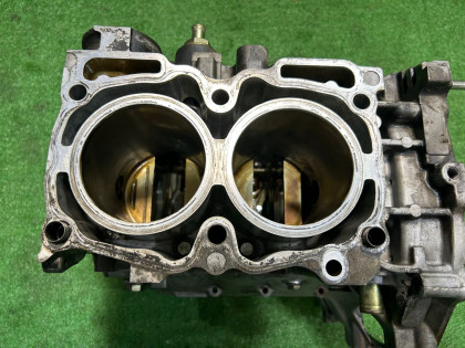 Блок цилиндров SUBARU LEGACY OEM 11008AA270 BE5 1999 EJ208 MT5