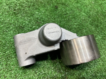テンショナープーリー SUBARU LEGACY OEM 13033AA001 BE5 1999 EJ208 MT5