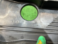 Крышка ГРМ центральная SUBARU LEGACY OEM 13570AA044 BE5 1999 EJ208 MT5