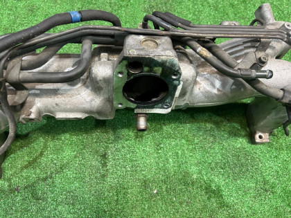 Впускной коллектор SUBARU LEGACY OEM 14001AA902 BE5 1999 EJ208 MT5
