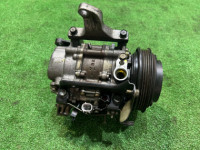 エアコンコンプレッサー SUBARU LEGACY OEM 73111AC002 BE5 1999 EJ208 MT5