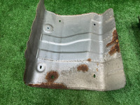 แผ่นกันความร้อนท่อไอเสีย SUBARU OUTBACK OEM 42054AG000 59024AG061 59024AG071 BP9 2006 EJ253 AT