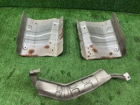 แผ่นกันความร้อนท่อไอเสีย SUBARU OUTBACK OEM 42054AG000 59024AG061 59024AG071 BP9 2006 EJ253 AT