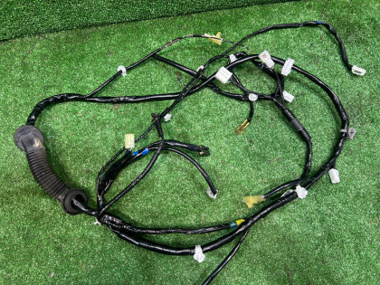 สายไฟฝาท้าย 81812AG011 SUBARU OUTBACK