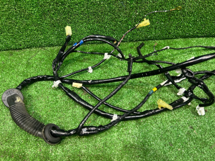 Cablagem da porta da bagageira SUBARU OUTBACK OEM 81812AG011 BP9 2006 EJ253 AT