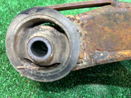 Soporte del diferencial SUBARU LANCASTER OEM 41310AE020 BHE BH9 BH5 BE5 BE9 BEE 2001 EZ30 AT