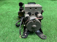 Módulo ABS VDC SUBARU LANCASTER OEM 27539AE001 27536AE001 BHE BEE 2001 EZ30 AT