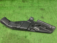 Воздухозаборник SUBARU LANCASTER OEM 46012AE100 BHE 2001 EZ30 AT