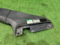 Воздухозаборник SUBARU LANCASTER OEM 46012AE100 BHE 2001 EZ30 AT