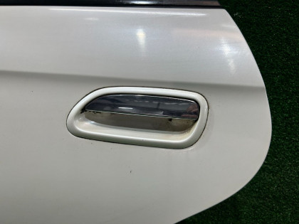 Puerta trasera izquierda SUBARU LANCASTER OEM 60400AE430 BHE BH9 2001 WHITE 07C, 081