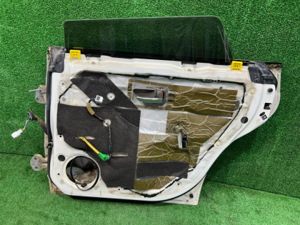 ประตูหลังขวา SUBARU LANCASTER OEM 60400AE420 BHE BH9 2001 WHITE 07C, 081