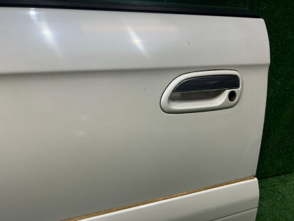 Left front door SUBARU LANCASTER OEM 60009AE050 BHE BH9 2001 WHITE 07C, 081