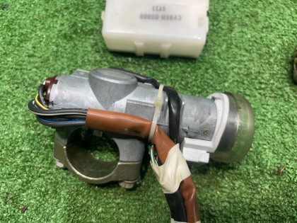 Ignition lock Комплект замков SUBARU LANCASTER OEM 57491AE740 BHE BH9 BH5 2001 WHITE 07C, 081
