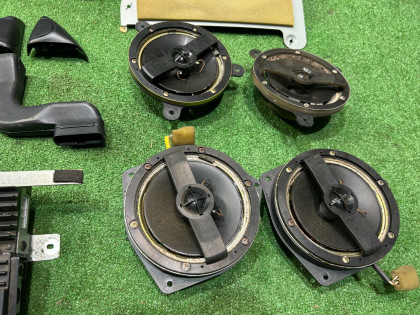 Radio McIntosh SUBARU LANCASTER OEM 86201AE160 86221AE000 86301AE040 86301AE080 86301AE150 BHE BH9 2001