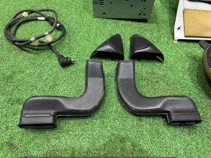 Radio McIntosh SUBARU LANCASTER OEM 86201AE160 86221AE000 86301AE040 86301AE080 86301AE150 BHE BH9 2001