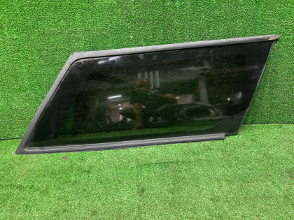 Right rear quarter glass целый молдинг 65210AE000NB SUBARU LANCASTER