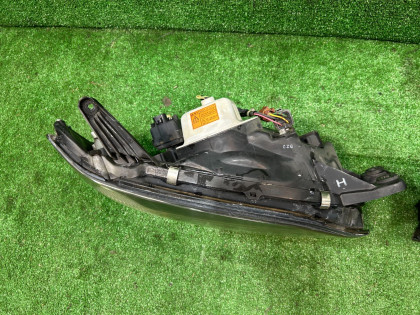 Faróis Ксенон SUBARU LANCASTER OEM 84001AE300, 84001AE310 BHE BH9 BH5 BE5 BE9 BEE 2001