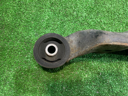 ยางแท่นเฟืองท้าย SUBARU LEGACY OEM 41310AE020 BE5 BH5 2000 EJ206 AT