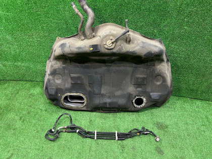Бензобак SUBARU LEGACY OEM 42012AE000 BE5 2000 EJ206 AT