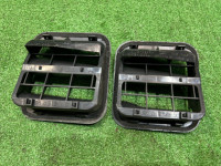 ช่องระบายอากาศตัวถัง SUBARU LEGACY OEM 72651AE000 72651AE010 BE5 1999 silver 792