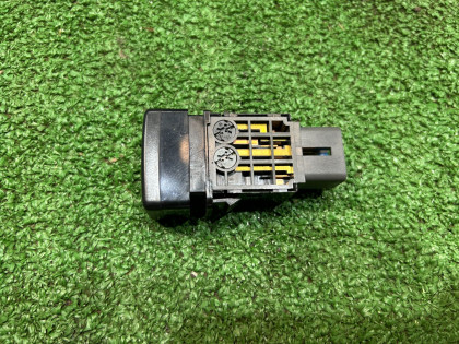 Fog light switch SUBARU LEGACY OEM 83001AE000 BHE BH9 BH5 BE5 BE9 BEE 2000 EJ206 AT