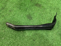 Suporte esquerdo do para-choques dianteiro 57707AE130 SUBARU LEGACY
