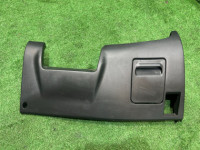 Revestimento inferior do tablier SUBARU LEGACY OEM 66075AE000ML BE5 2000 silver 792
