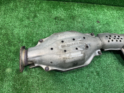 Secção central do escape катализатор SUBARU LEGACY OEM 44200AE021 BE5 BH5 2000 EJ206 AT