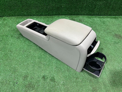 Бардачок подлокотник кожа SUBARU OUTBACK OEM 92111AG000WA BPE 2004 GOLD 39J