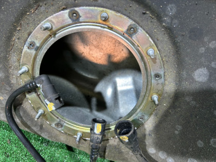 油箱 SUBARU OUTBACK OEM 42043AE020 BPE 2004 EZ30 AT
