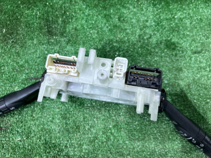 Steering column switch assembly Гитара SUBARU OUTBACK OEM 83111AG090 BPE 2004 EZ30 AT