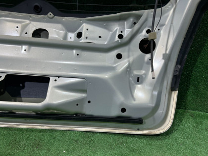 Portón trasero SUBARU OUTBACK OEM 60809AG0019P BPE 2004 GOLD 39J