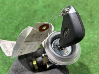 สวิตช์กุญแจสตาร์ท комплект замков SUBARU OUTBACK OEM 57491AG151 BPE 2004 GOLD 39J
