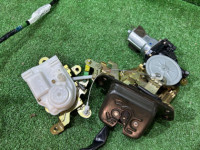 Tailgate lock с доводчиком SUBARU OUTBACK OEM 63224AG000 63031AG000 81812AG061 88261AG000 BPE 2004 GOLD 39J