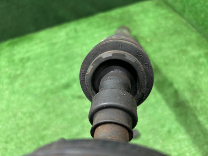 เพลากลาง OUTBACK OEM 27111AG120 BPE 2004 EZ30 AT
