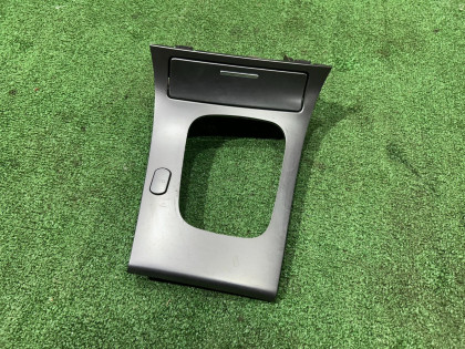 Automatic shifter console пепельница 92121AG060 SUBARU OUTBACK