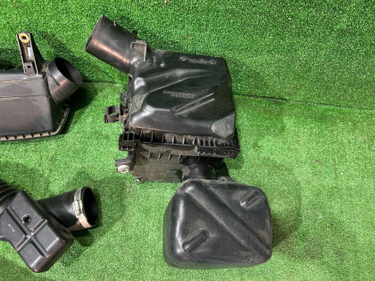 エアクリーナーボックス Свап SUBARU OUTBACK OEM 46043AG020 46052AG050 14435AA100 14457AA380 BPE 2004 EZ30 AT