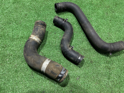 ラジエーターホース SUBARU OUTBACK OEM 45161AG030 45161AG040 45161AG050 BPE 2004 EZ30 AT