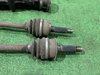 Diferencial с приводами G/R=3.272 SUBARU OUTBACK OEM 38300AC210 38104AA200 BPE 2004 EZ30 AT