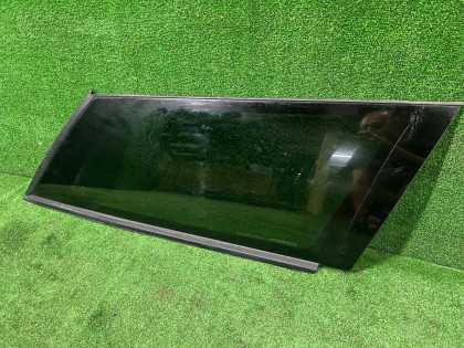 Vidro traseiro direito 65210AG040 SUBARU OUTBACK