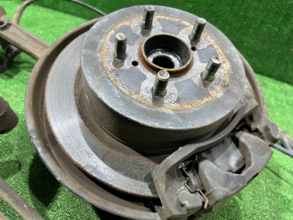 Rear hubs SUBARU OUTBACK OEM 28473AG000 26700AG000 26692AG020 26692AG030 BPE 2004 EZ30 AT
