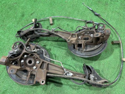 Rear hubs SUBARU OUTBACK OEM 28473AG000 26700AG000 26692AG020 26692AG030 BPE 2004 EZ30 AT