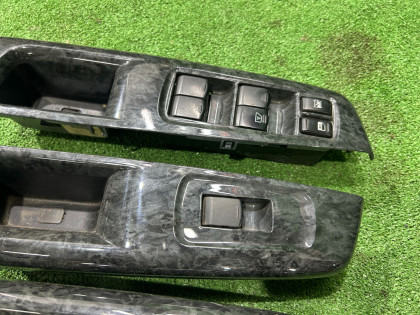 Блок управления стеклоподъемниками SUBARU EXIGA OEM 83071YC010 YA5 2007 EJ205 AT