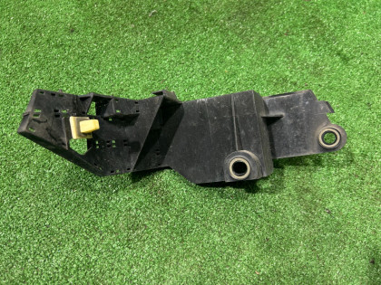 Крепление заднего бампера правое SUBARU EXIGA OEM 57707YC030 YA5 2008 BLUE D2B