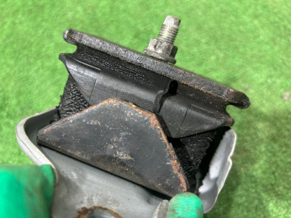 Engine mounts SUBARU EXIGA OEM 41022AG180 41022AG190 YA5 2007 EJ205 AT