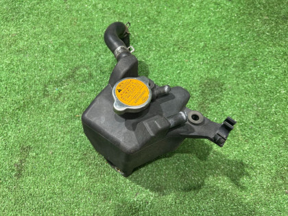リザーバータンク SUBARU EXIGA OEM 21132AA120 YA5 2008 EJ205 AT