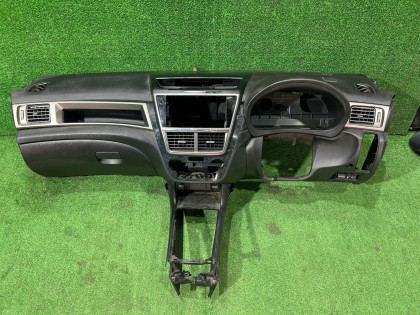คอนโซลหน้า 66046YC000JM SUBARU EXIGA