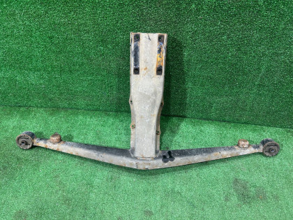 ยางแท่นเฟืองท้าย SUBARU LEGACY OEM 41310AC090 BG5 1997 EJ20R MT5