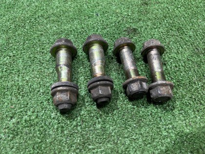 Parafusos de camber dianteiros 20540AA090 20540AA100 SUBARU LEGACY