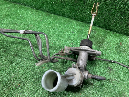 离合器总泵 SUBARU LEGACY OEM 37230AC000 BG5 1997 EJ20R MT5